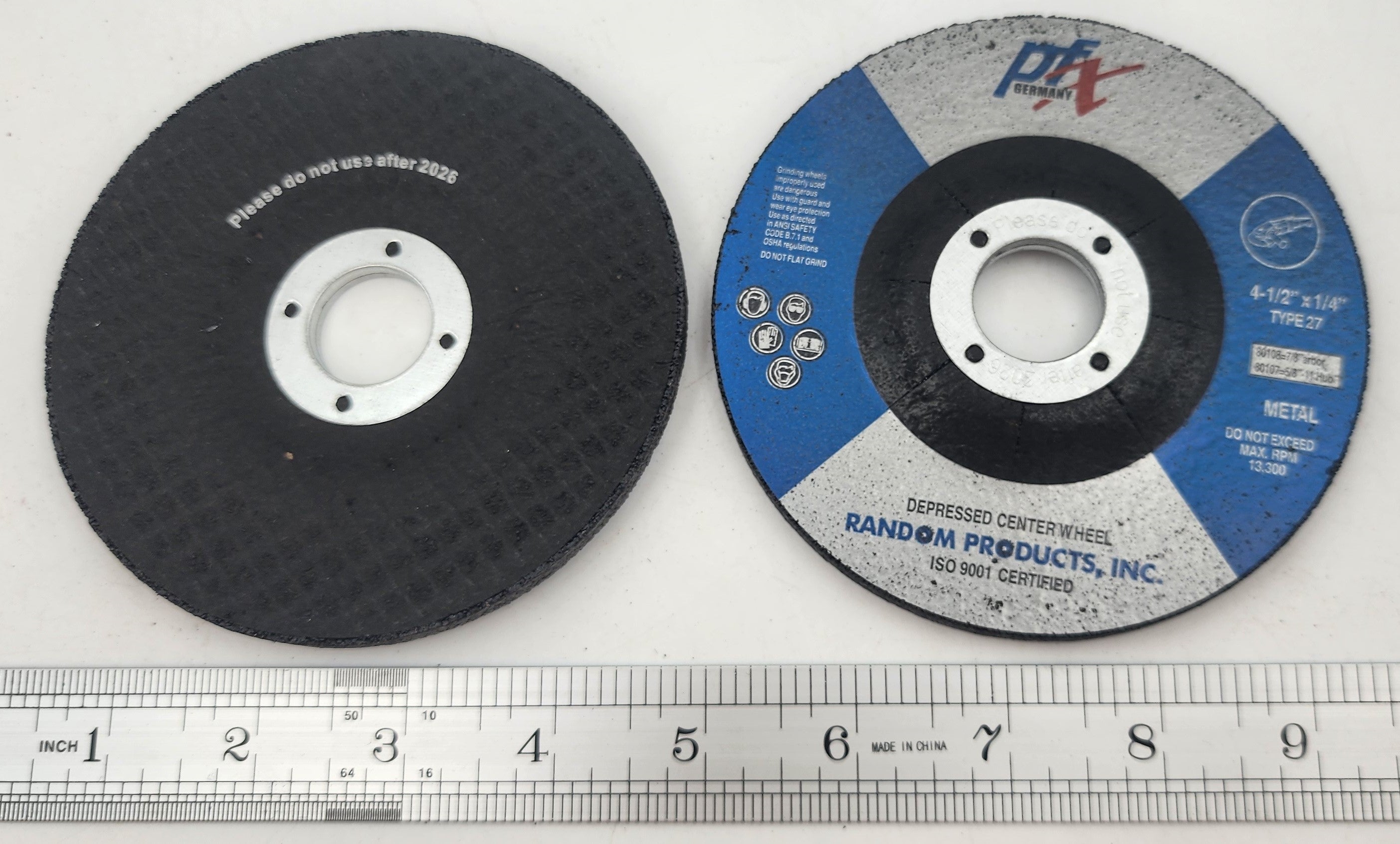 4 1/2" DIAM X 1/4" THICK X 7/8" ARBOR GRINDING WHEEL PFX GERMANY (80108) 13,300 RPM