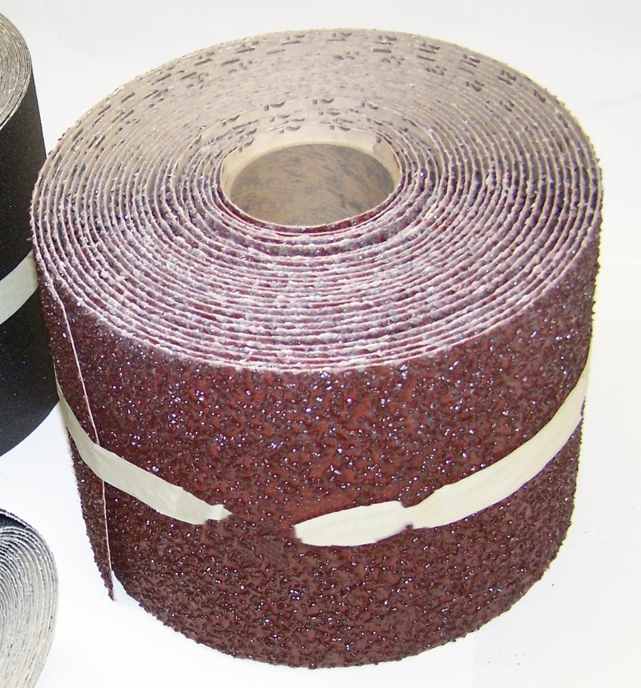 7 3/4" - 7 7/8" X 50 YARD FLOOR ROLL