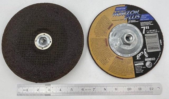 7" DIAM X 1/8" THICK X 5/8-11 METAL HUB FLAT GRINDING WHEEL NORZON PLUS ZIRC USA (38855) 8,600 RP
