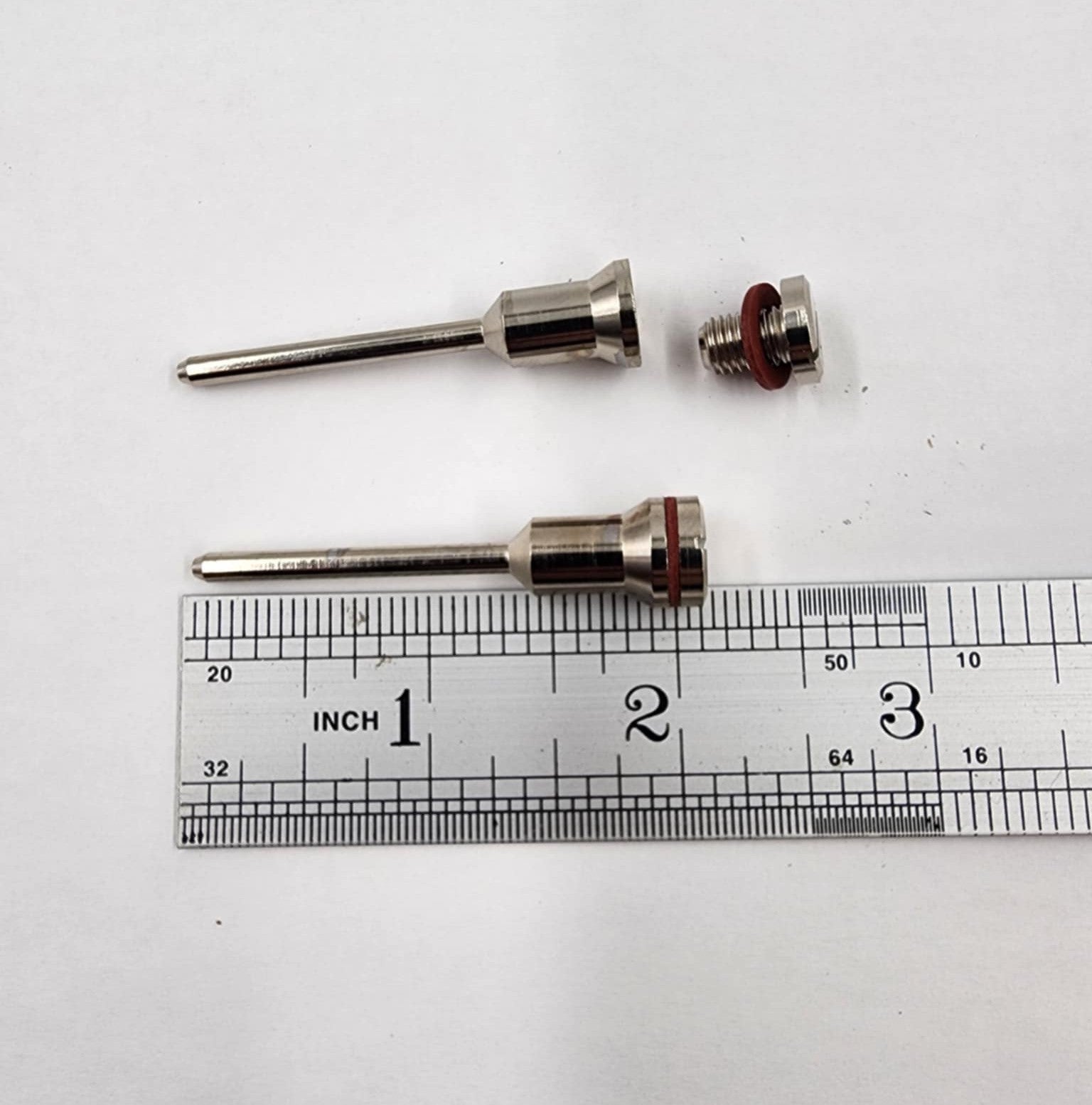 1 1/2" LONG CUT-OFF MANDREL - 1/4 ARBOR X 1/8 SHANK